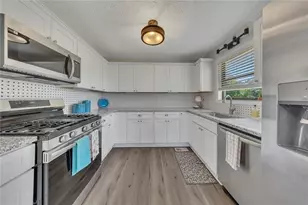 999 Malibu Dr, Marietta, GA 30066 - Photo 11