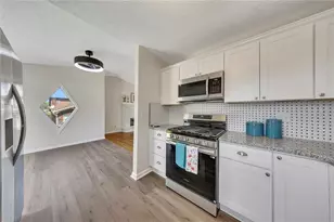 999 Malibu Dr, Marietta, GA 30066 - Photo 13