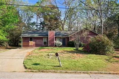 1727 Vauxhall Drive, Lithonia, GA 30058 - Photo 1