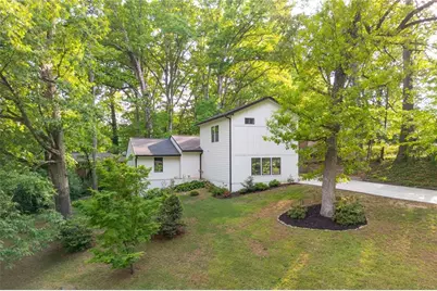 1461 Lively Ridge Road NE, Atlanta, GA 30329 - Photo 25