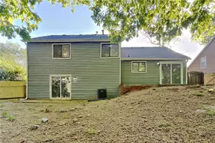 1174 Empire Cir, Lawrenceville, GA 30044 - Photo 19