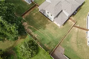 585 Briard Dr, Buford, GA 30518 - Photo 47