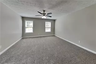 1021 Orchard Mill Ln, Lawrenceville, GA 30043 - Photo 9