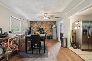 6300 Sweetbriar Dr SW, Mableton, GA 30126 - Photo 11