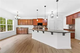 4017 Wyndam Hill Dr, Suwanee, GA 30024 - Photo 17