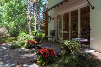1020 W Wesley Road, Atlanta, GA 30327 - Photo 3