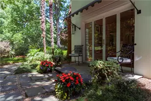 1020 W Wesley Rd, Atlanta, GA 30327 - Photo 3