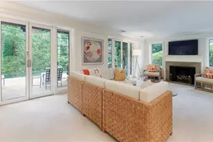 1020 W Wesley Rd, Atlanta, GA 30327 - Photo 23