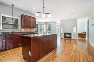 3641 Mountain Cove Rd, Snellville, GA 30039 - Photo 7