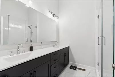 913 Brees Court, Atlanta, GA 30318 - Photo 21