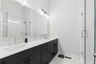 913 Brees Ct, Atlanta, GA 30318 - Photo 21