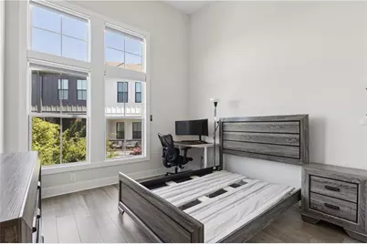 913 Brees Court, Atlanta, GA 30318 - Photo 15