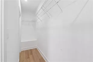 913 Brees Ct, Atlanta, GA 30318 - Photo 19