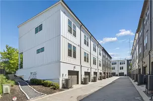 913 Brees Ct, Atlanta, GA 30318 - Photo 31