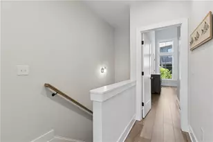913 Brees Ct, Atlanta, GA 30318 - Photo 15