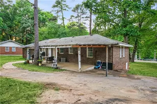 4006 Burns Road SW, Lilburn, GA 30047 - Photo 23