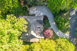 3 Powers Chase Circle, Atlanta, GA 30327 - Photo 65