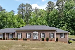 5025 Greentree Trail, South Fulton, GA 30349 - Photo 5