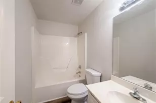 705 Windsor Brook Ln, Lawrenceville, GA 30045 - Photo 15
