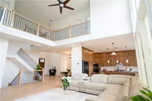 946 Keystone Dr, Woodstock, GA 30188 - Photo 9