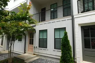 139 Pacer Pl, Atlanta, GA 30342 - Photo 3