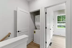 170 Color Cir, Atlanta, GA 30317 - Photo 13