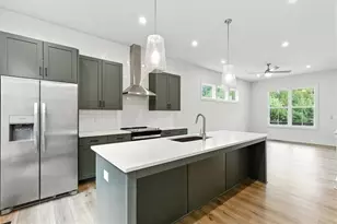 170 Color Cir, Atlanta, GA 30317 - Photo 9