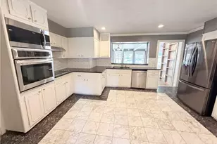 1663 Seayes Rd SW, Mableton, GA 30126 - Photo 11