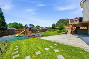 522 Woodburn Ln, Lawrenceville, GA 30044 - Photo 33