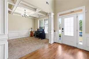 522 Woodburn Ln, Lawrenceville, GA 30044 - Photo 3
