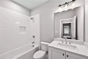 4036 Hazel Nut Ln, Atlanta, GA 30342 - Photo 19