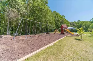 395 Amberbrook Cir, Grayson, GA 30017 - Photo 63
