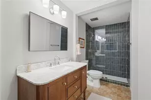 2105 Canyon Point Cir, Roswell, GA 30076 - Photo 15