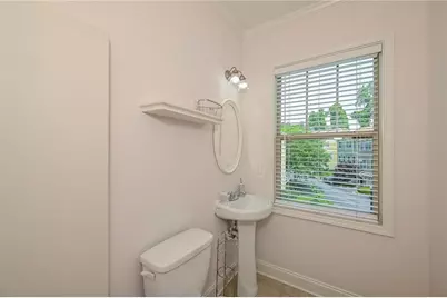 1915 Sterling Oaks Circle NE, Atlanta, GA 30319 - Photo 13