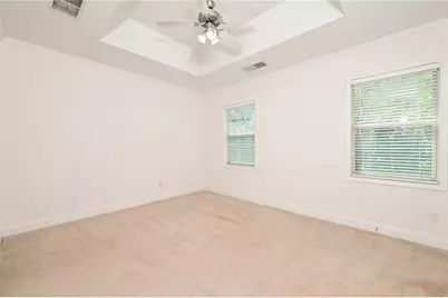 1915 Sterling Oaks Circle NE, Atlanta, GA 30319 - Photo 9