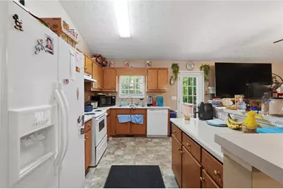 4176 Heatherstone Drive, Gillsville, GA 30543 - Photo 7