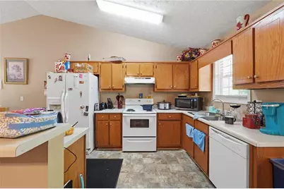 4176 Heatherstone Drive, Gillsville, GA 30543 - Photo 11