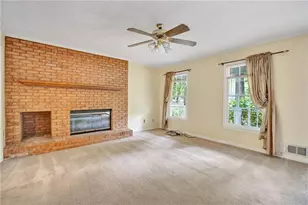 368 Bridgewood Dr SE, Conyers, GA 30094 - Photo 7