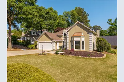 301 Oak Terrace, Alpharetta, GA 30009 - Photo 3