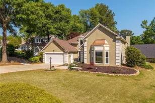 301 Oak Terrace, Alpharetta, GA 30009 - Photo 3