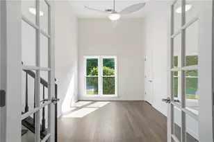 301 Oak Terrace, Alpharetta, GA 30009 - Photo 7