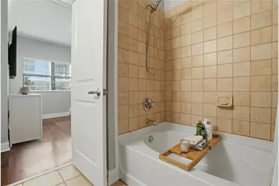 2230 Cheshire Bridge Road #501, Atlanta, GA 30324 - Photo 19