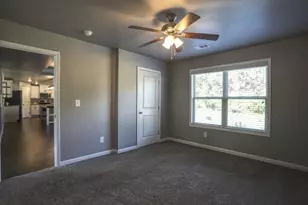 5937 Park Bay Ct, Flowery Branch, GA 30542 - Photo 11