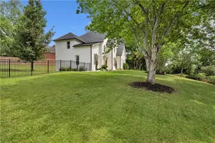 4221 Willow Oak Dr, Gainesville, GA 30506 - Photo 3