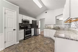 5433 Evergreen Forest Ct, Flowery Branch, GA 30542 - Photo 15