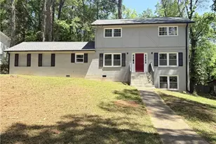 4326 Autumn Hill Dr, Stone Mountain, GA 30083 - Photo 15