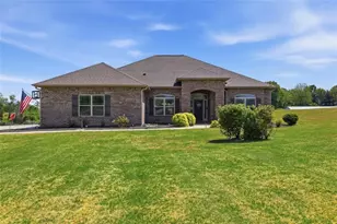 5912 Wauka Mountain Springs Dr, Clermont, GA 30527 - Photo 3