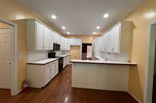 3707 Coldwater Ln, Snellville, GA 30039 - Photo 5