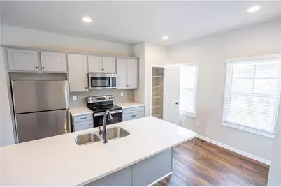 3657 Princeton Avenue, Atlanta, GA 30337 - Photo 9