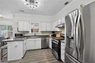 3397 English Oaks Dr NW, Kennesaw, GA 30144 - Photo 9